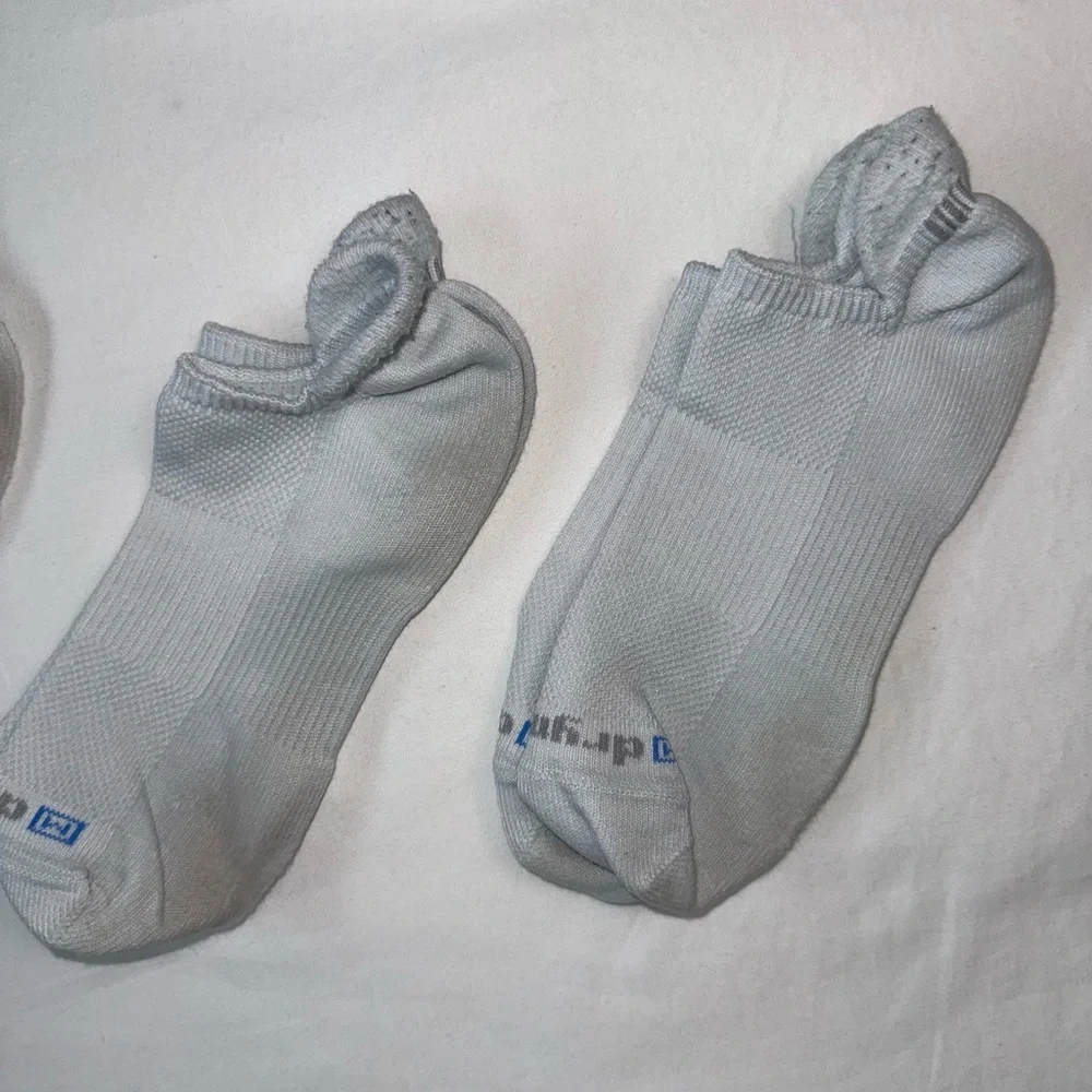 Men’s Roadrunner Sports Dri-Fit Socks Size Small Bundle